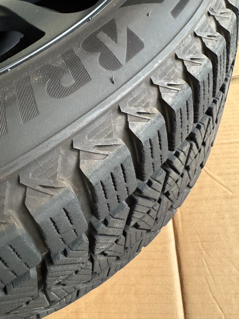 わー①ハリアー 80系BLIZZAK DM-V3 225/60R18