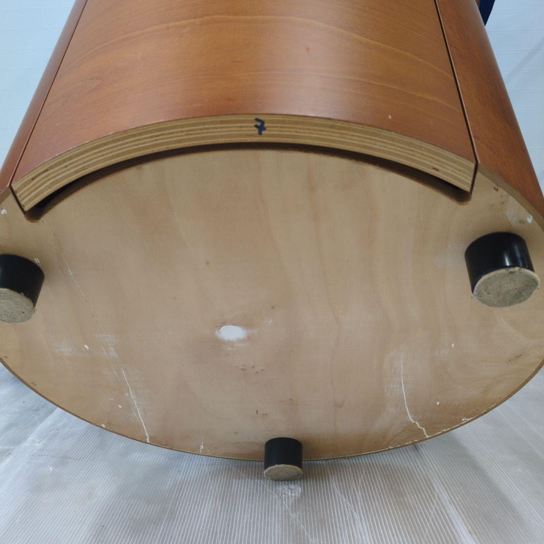 Poliform ベッドサイドキャビネット　イタリア製