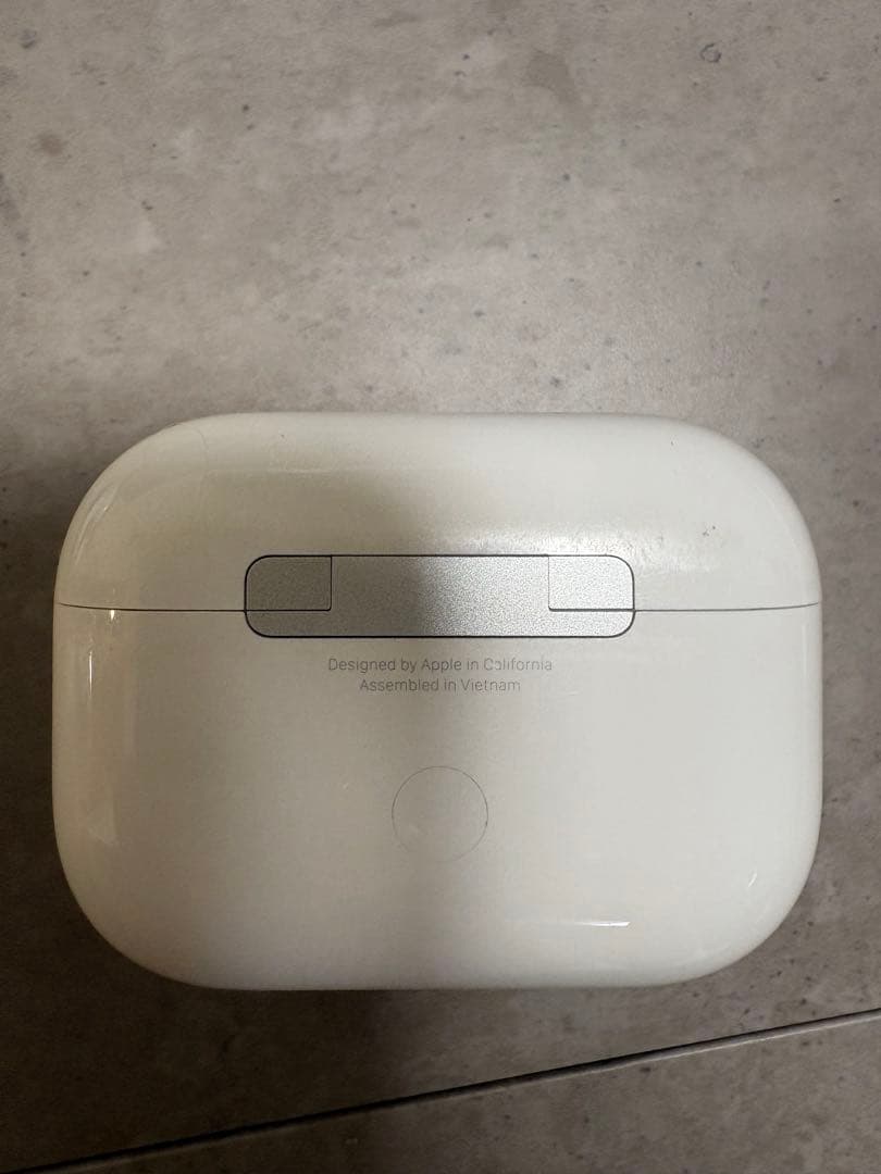 K*8様 AirPods Pro2 本体 箱、ケーブル付き