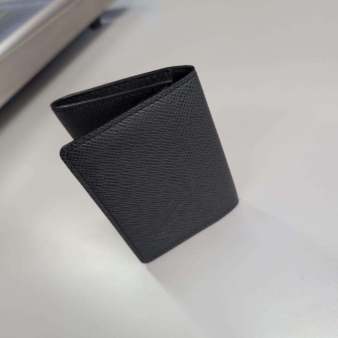 LOUIS VUITTON ブラック　タイガ名刺入れ