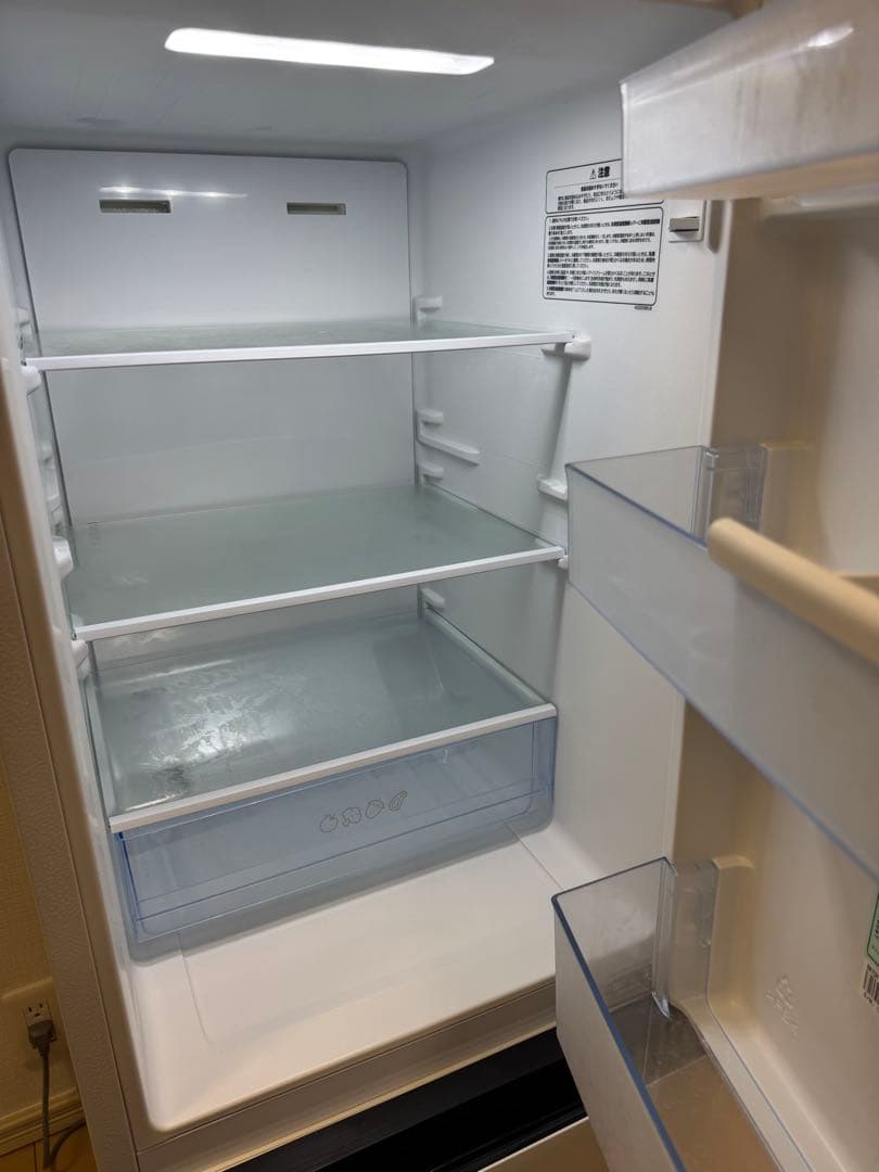 ［美品、送料込］ハイセンス　162L冷蔵庫