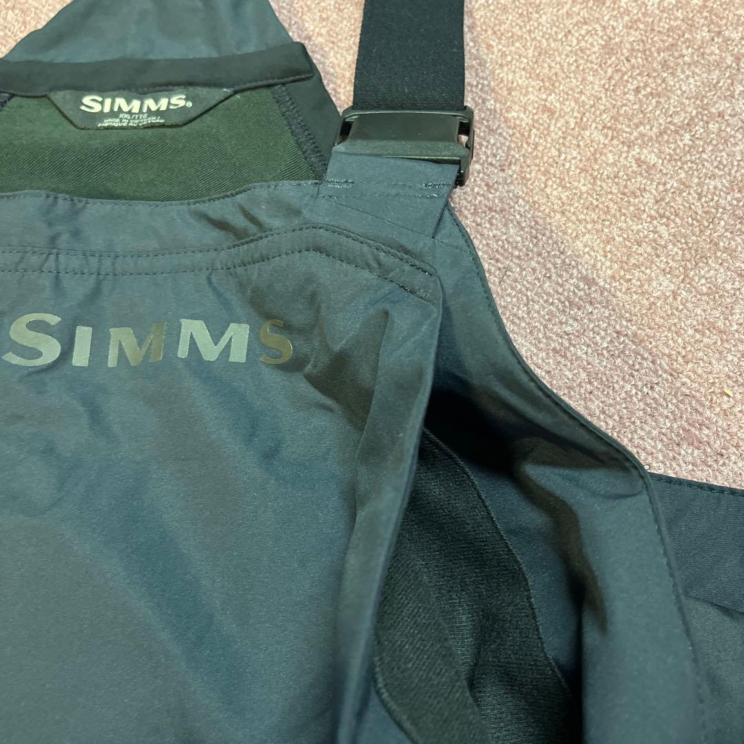 SIMMS ビブ　ダークグレー フィッシングパンツ　大きいサイズ　3L