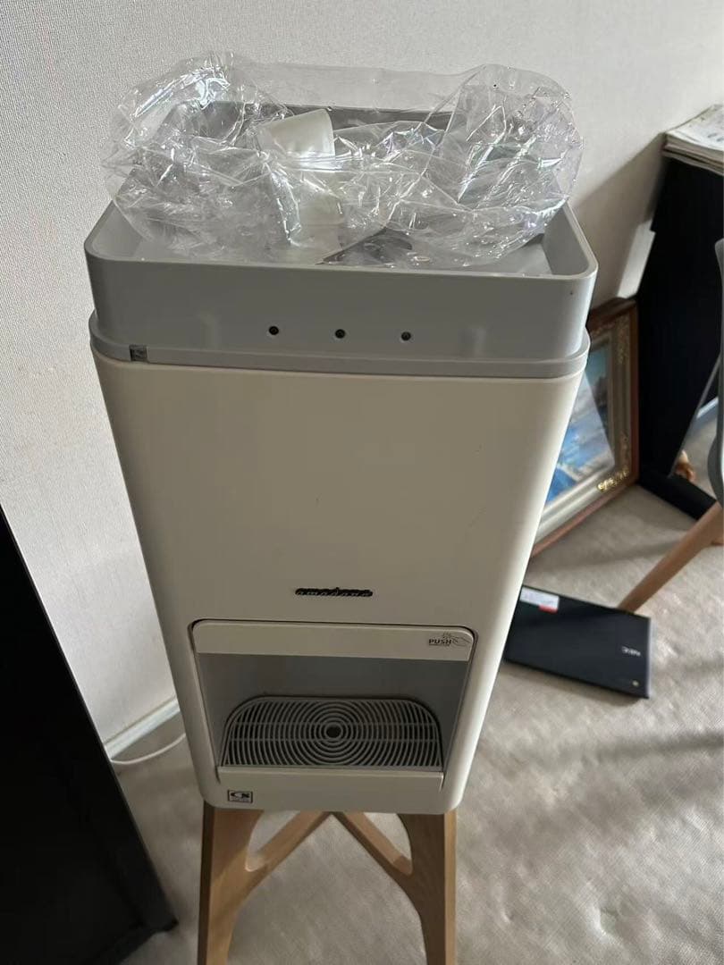 amadana×CLYTIAプレミアムウォーターサーバースタンド　年末最終値下げ