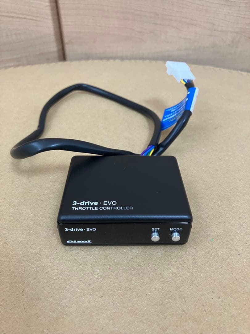 pivot 3-drive EVO スロコン　ハーネス付(TH-1C)