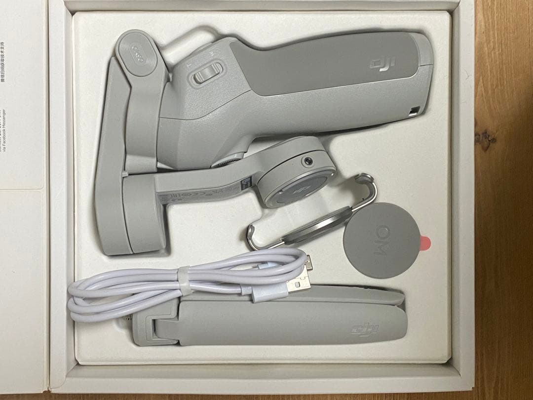 DJI OM 4 SE スマートフォンスタビライザー