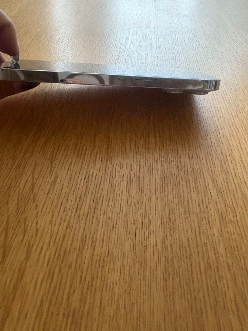 Apple iPhone 14 Pro Max ブラック 本体 背面割れあり