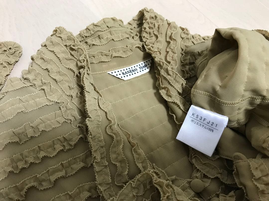★未使用　カネコイサオ　豪華ピコフリル　ネックリボン　ブラウス