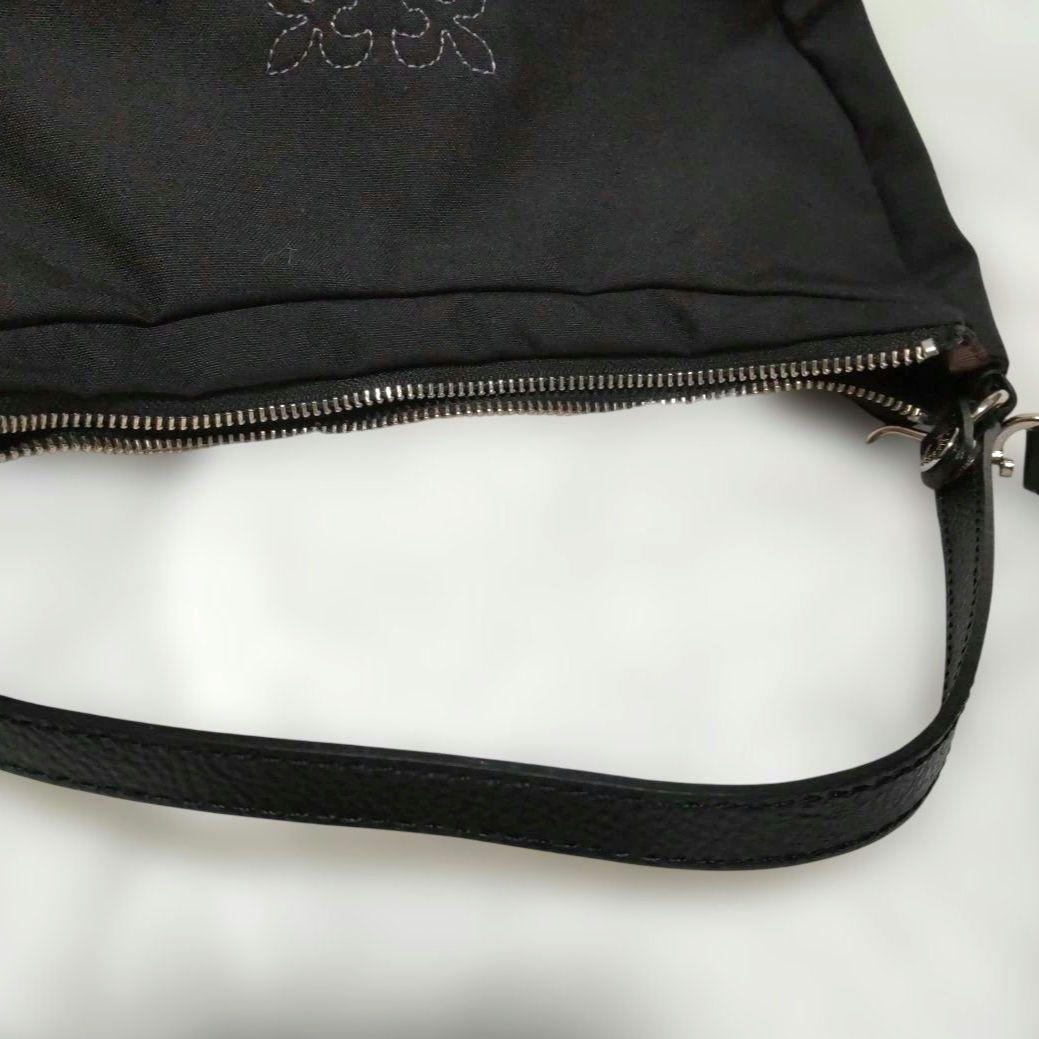 【美品】russet ❀ 太ロゴベルト ショルダーバッグ