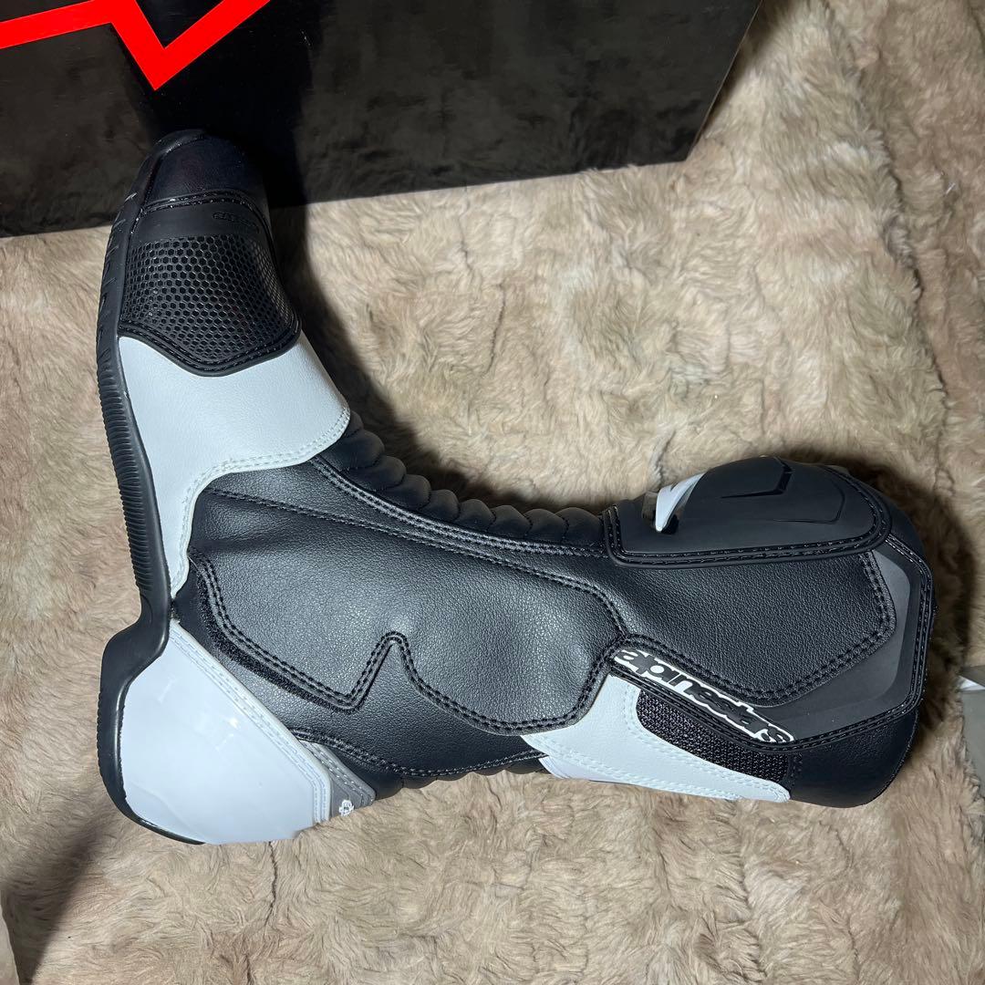 alpinestarsバイクブーツ ブラック/ホワイト SMX-Sブーツ