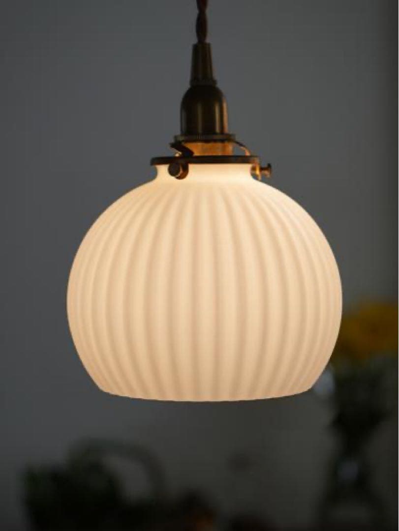 ヴィンテージ風ペンダントライト ホワイト