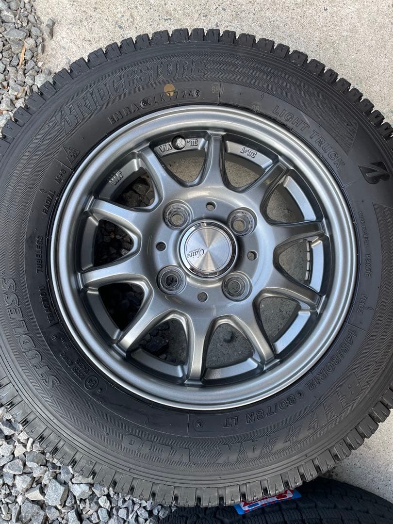 新品並　145/80R12 ブリヂストン　スタッドレス　軽トラ　軽バン　アルミ付