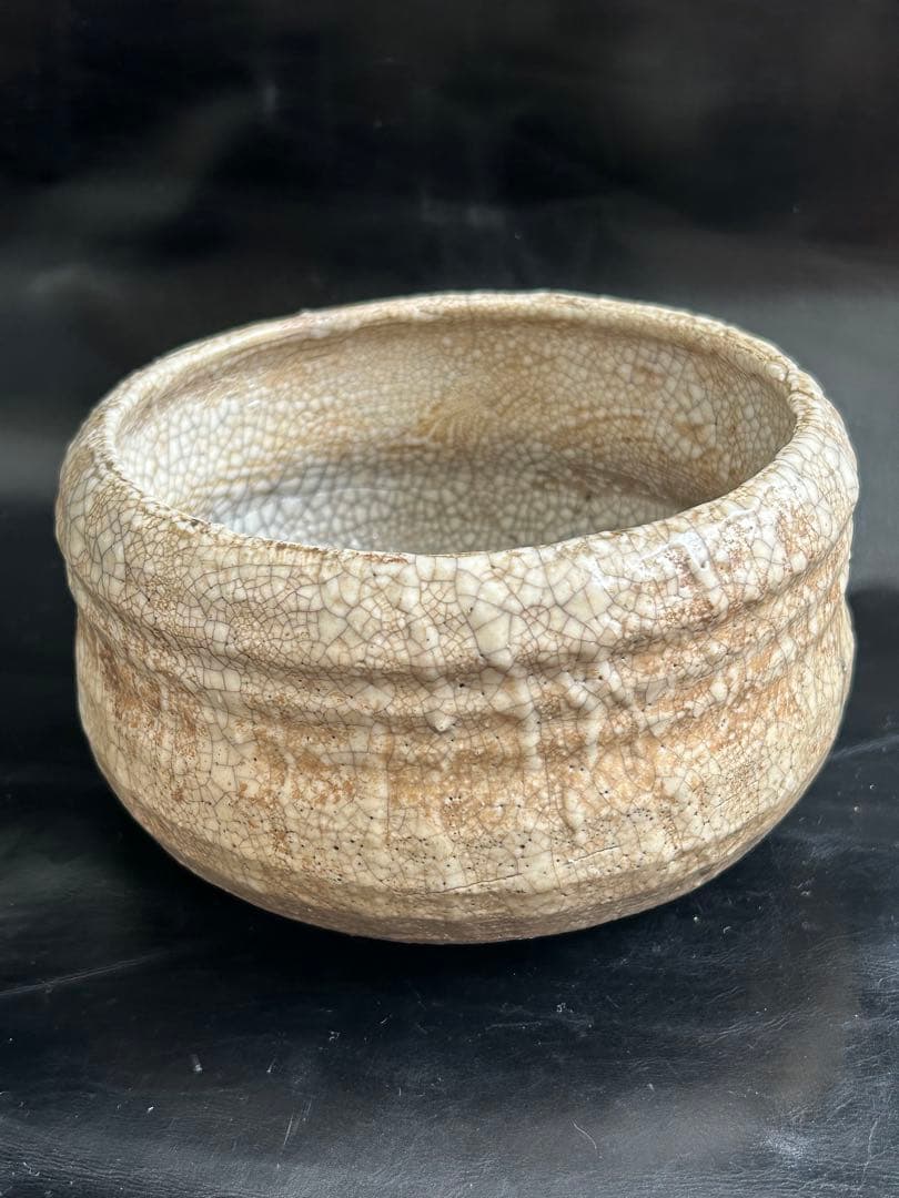 美しい古美術◾️蔵から、かなり雰囲気のある年代物の茶道具の陶器が出て来ました。