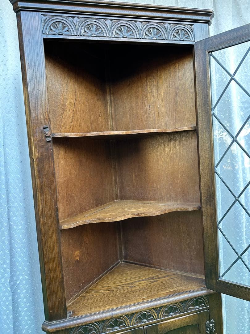 英国 べヴァン・ファンネル社 Reprodux コーナーキャビネット iso※