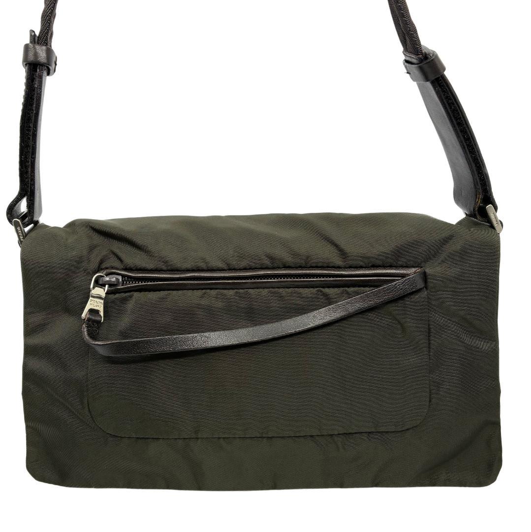 美品 PRADA プラダ ナイロン ショルダーバッグ カーキ A1359B1