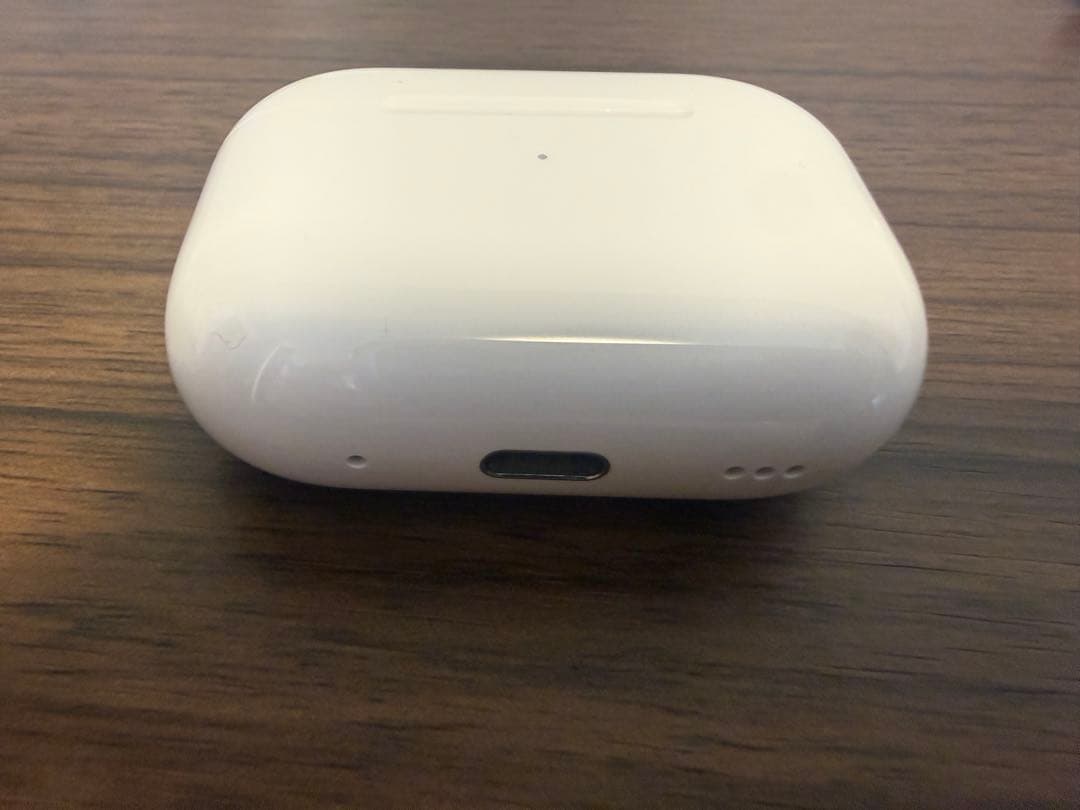 AirPods Pro 本体 充電ケース付き Apple 第2世代 両耳イヤホン