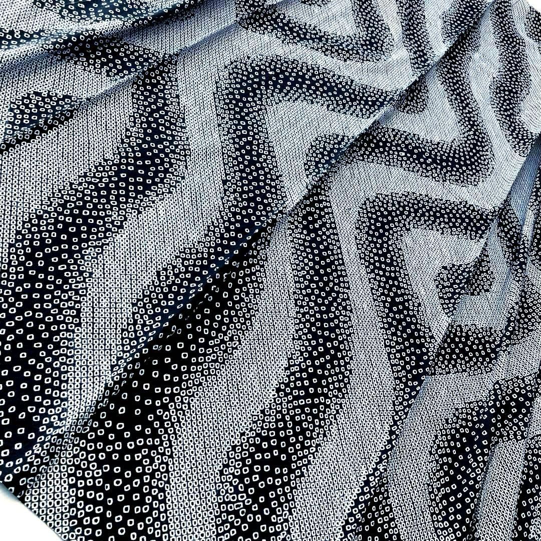 ひまわり 有松鳴海絞り　浴衣　白黒　絞りの曲線　手縫い　No.22-19