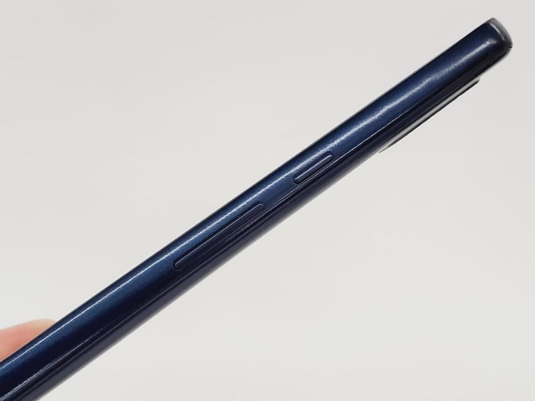 【良品】ドコモ FCNT(富士通) arrows We F51B