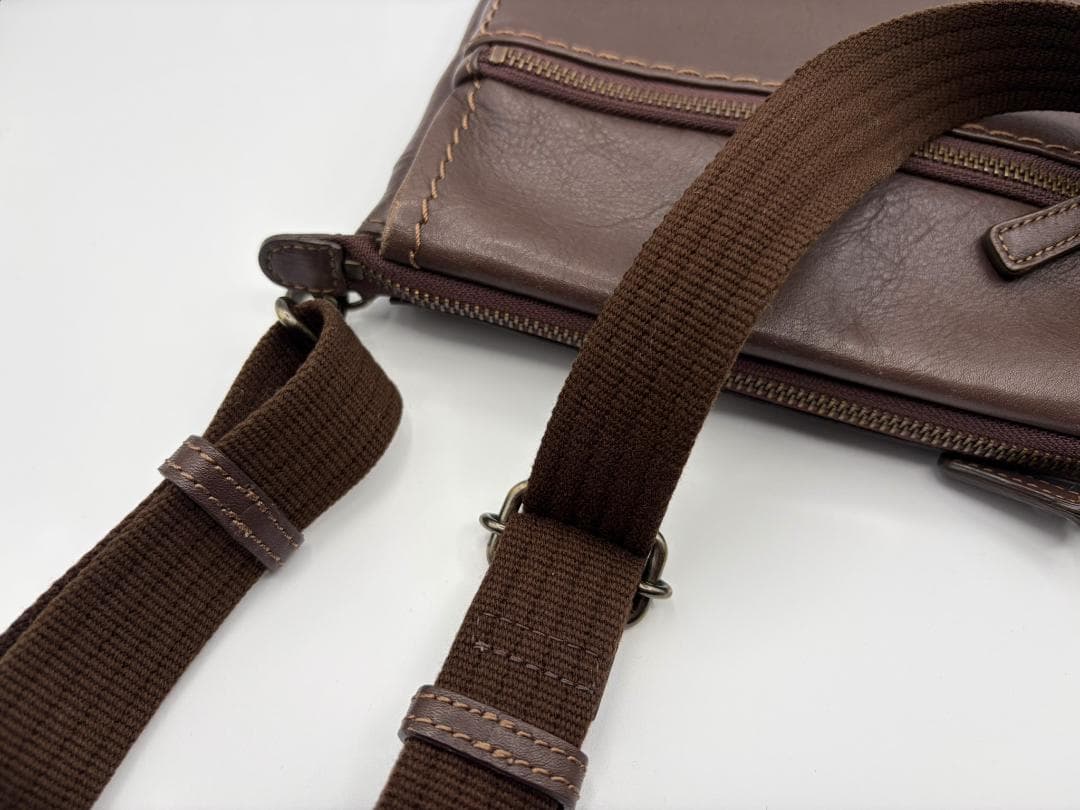 土屋鞄 防水レザーショルダーバッグ プロータ ダークブラウン