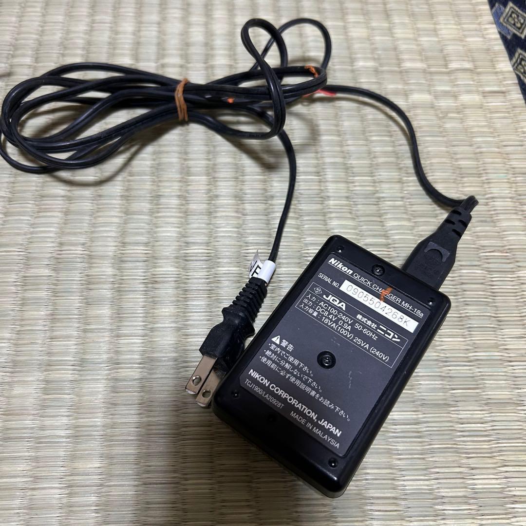 【箱付き】Nikon D300デジタル一眼レフ 18-200mmVRレンズセット