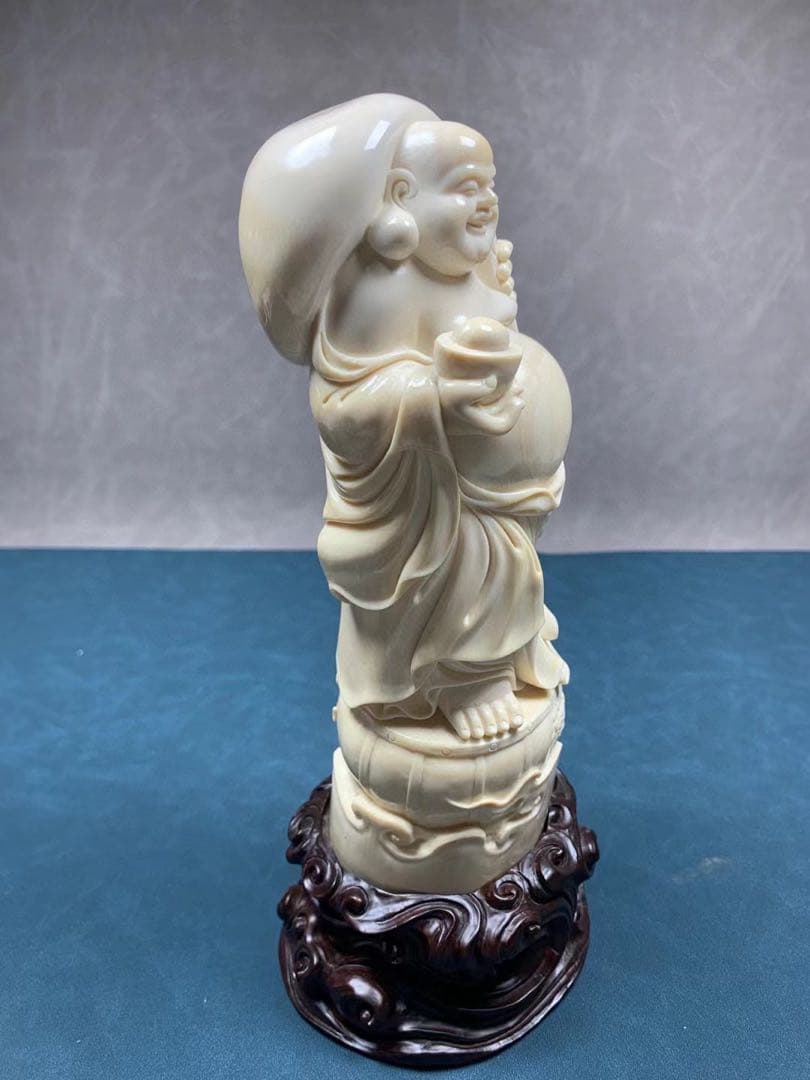 天然猛牙美しい手作り彫刻元宝弥勒 置物