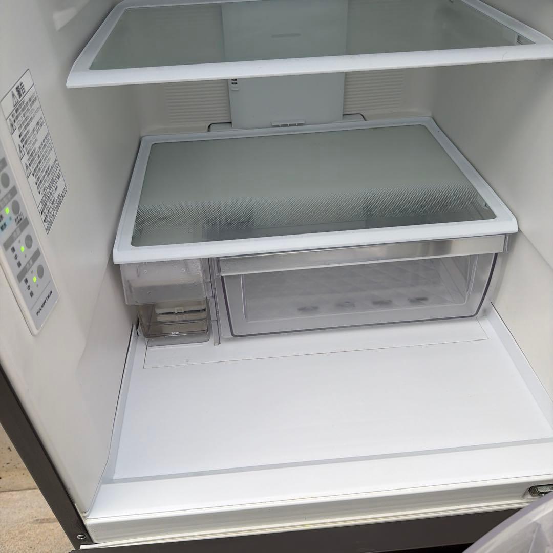 a*n様 引取り限定！HITACHI シルバー 3ドア冷蔵庫2019年