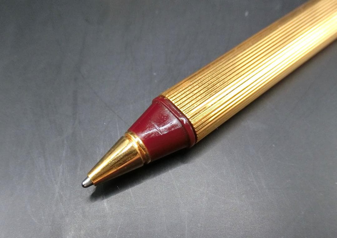 Cartier　カルティエ　ボールペン　ゴールド　キャップ式