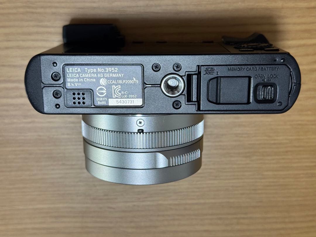 LEICA D-LUX 7 コンパクトデジタルカメラ
