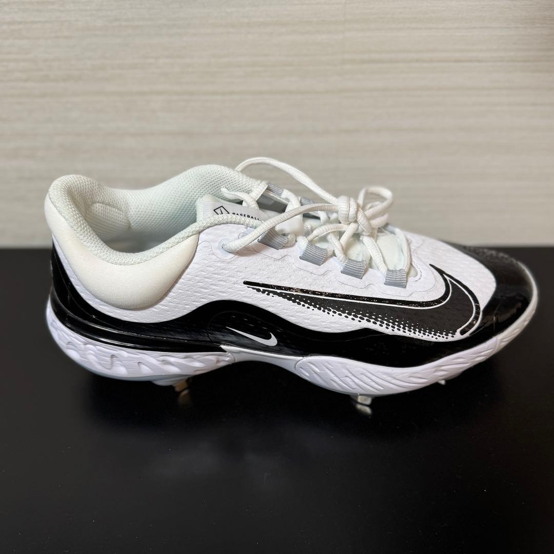 Alpha Huarache Elite 4 Low 野球 スパイク 金具 白