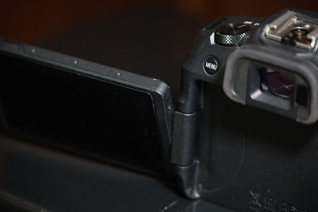Canon EOS RP ミラーレス一眼カメラ