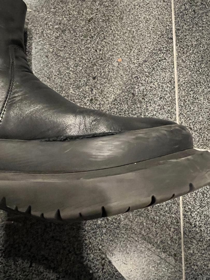 ヴァレンティノ　ブーツ