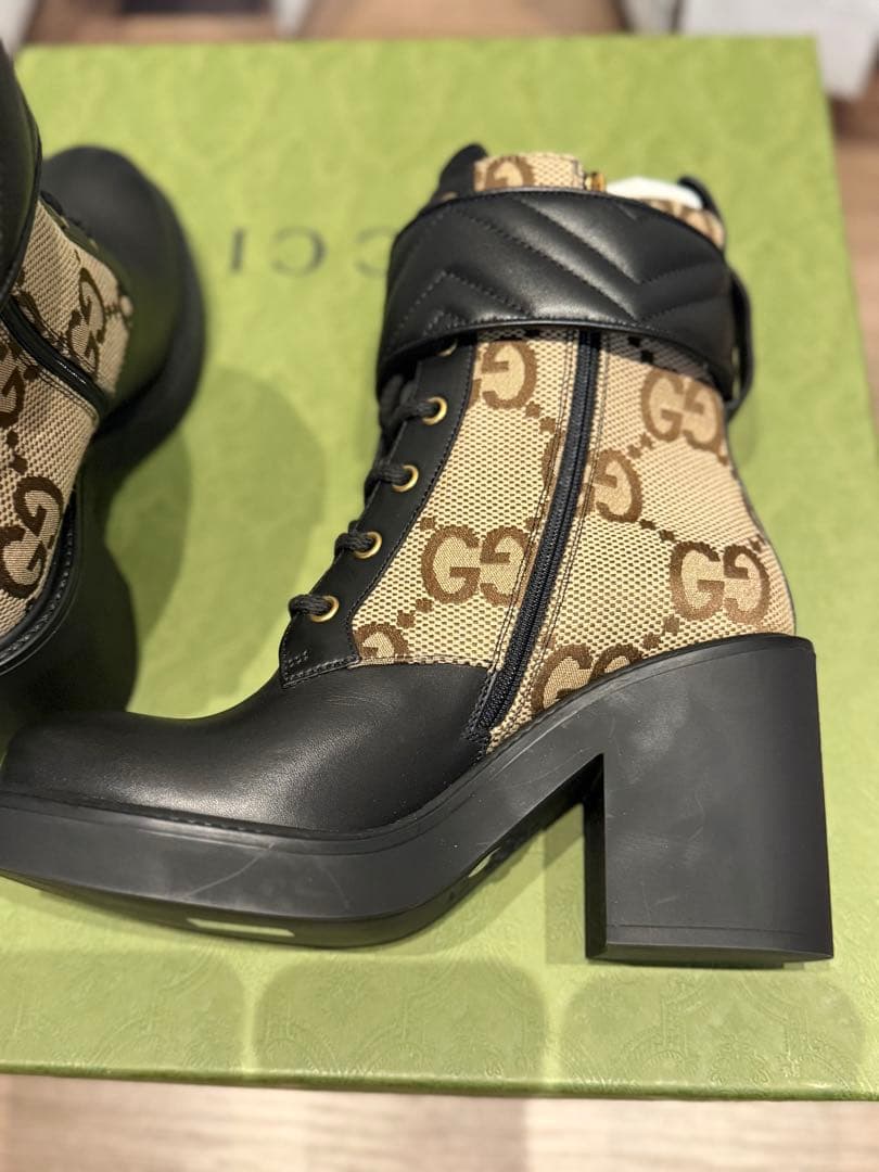 新品未使用！GUCCI GGロゴ ショートブーツ