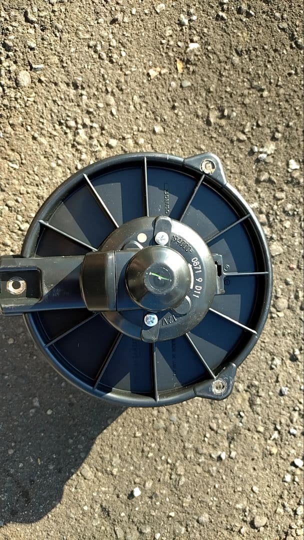 ランクル80 ブロアモーター新古品