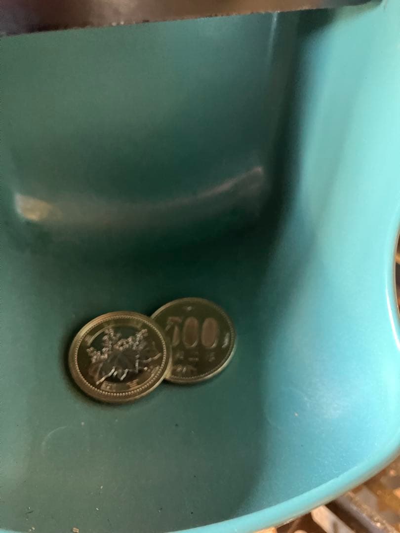 新紙幣対応両替機　EMS-6 500円両替機