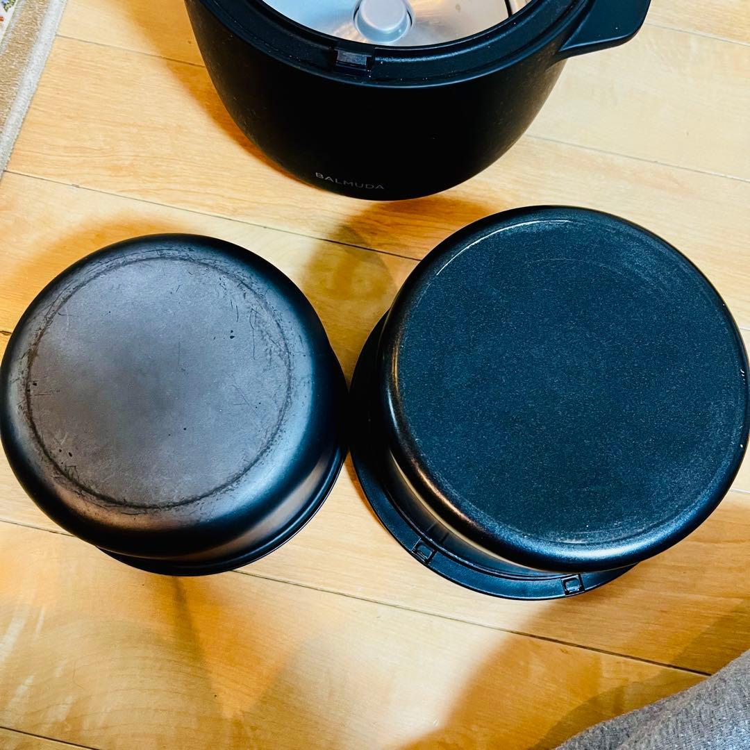 【極美品】バルミューダ BALMUDA K03A-BK 炊飯器 ブラック 3合