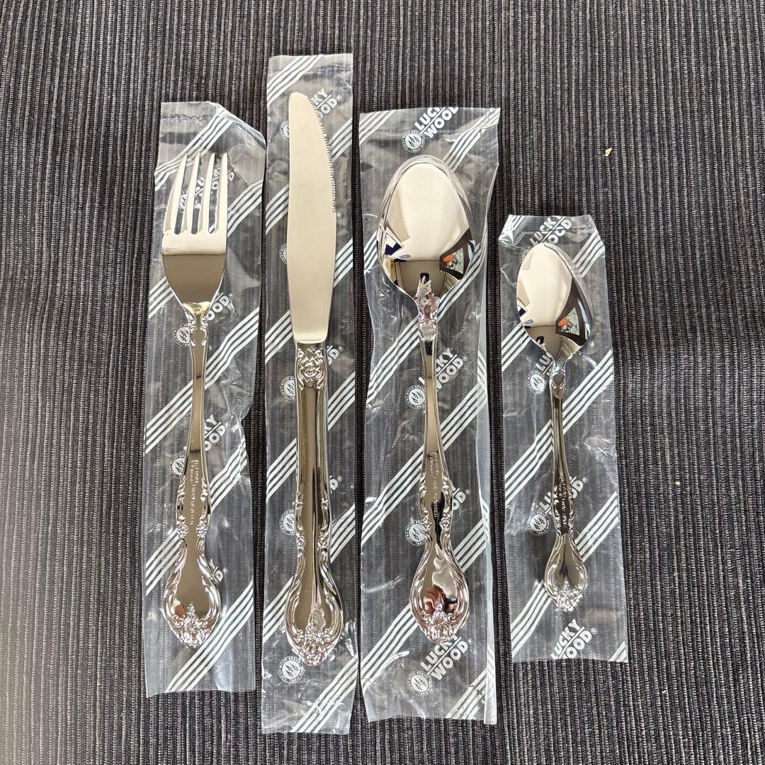 【未使用】ラッキーウッド オルレアン カトラリーセット 24P