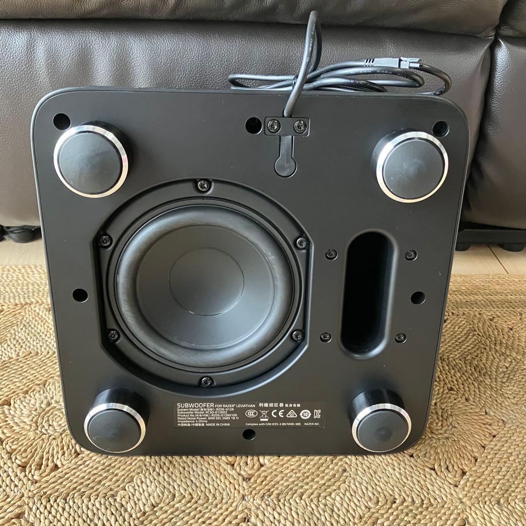 死者も.様　Razer Leviathan サブウーハー付デジタルサウンドバー