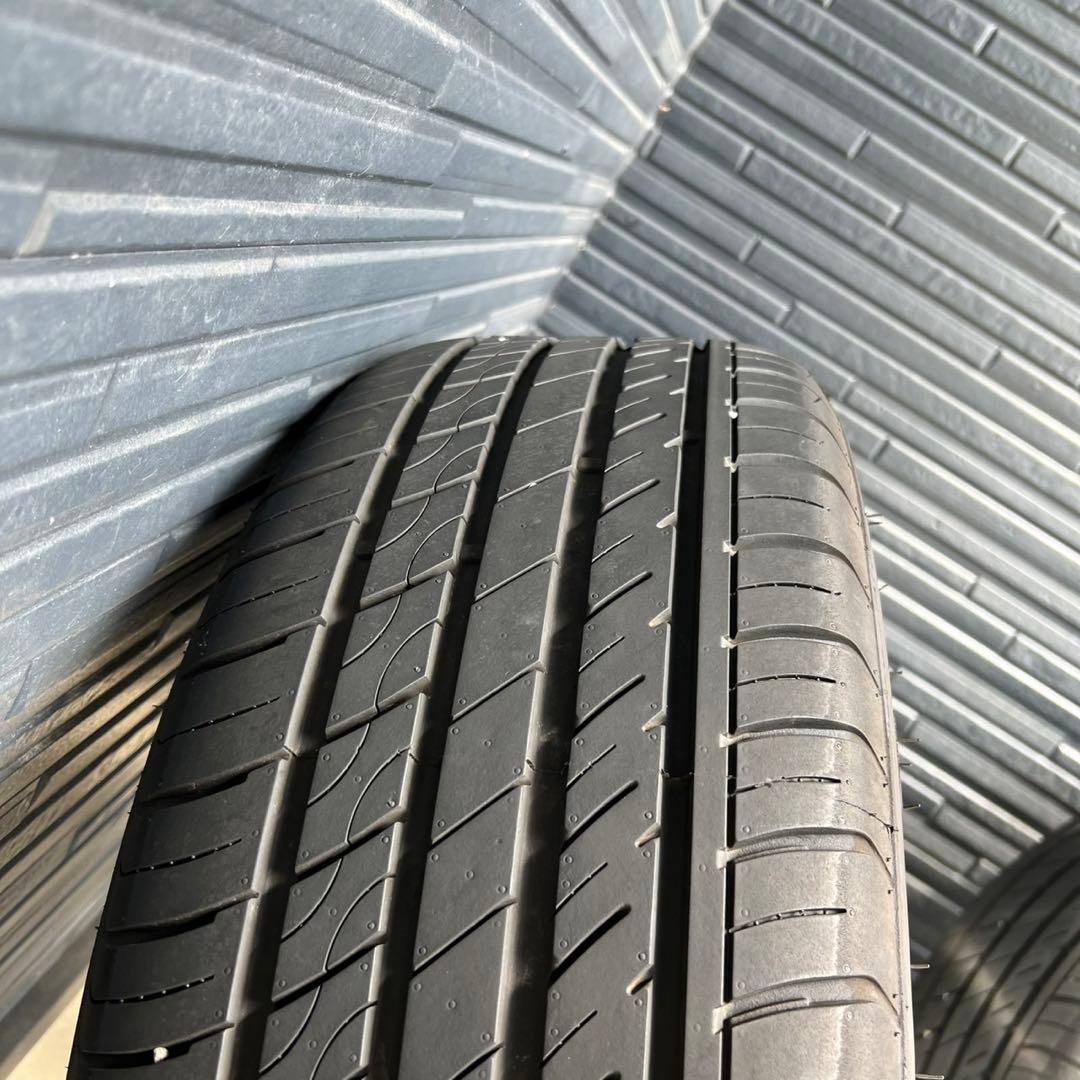 スバル　レヴォーグ STI VN5 純正アルミ　ホイール　18インチ　ヴォクシー