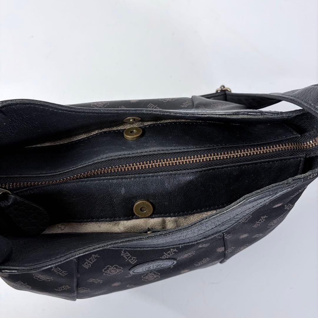 hanawarangasuki イビサロゴナイロンショルダーバックモノグラ