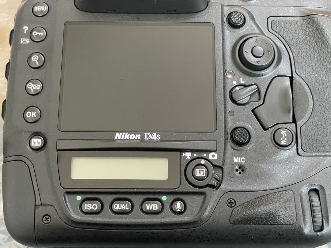 Nikon D4s <シャッター数12回>