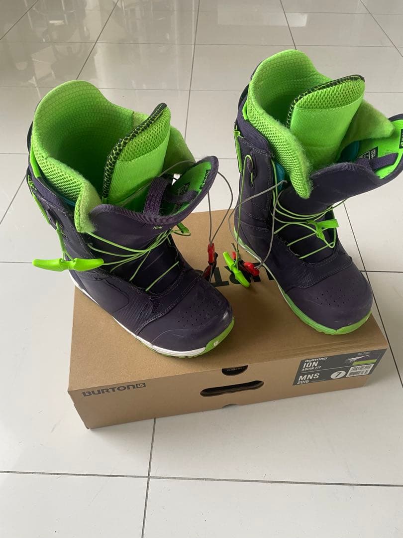 Burtonブーツ　　ION アイオン　25.0cm