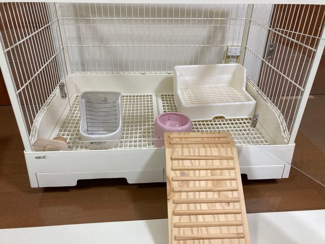 うさぎ　GEX クリアフロント　ケージ　使用品 　餌皿他