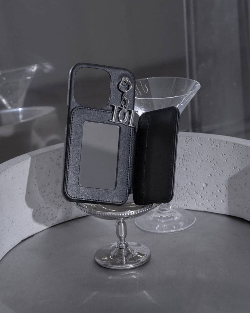 キルティングミラーDDチャームiPhoneケース iPhone16