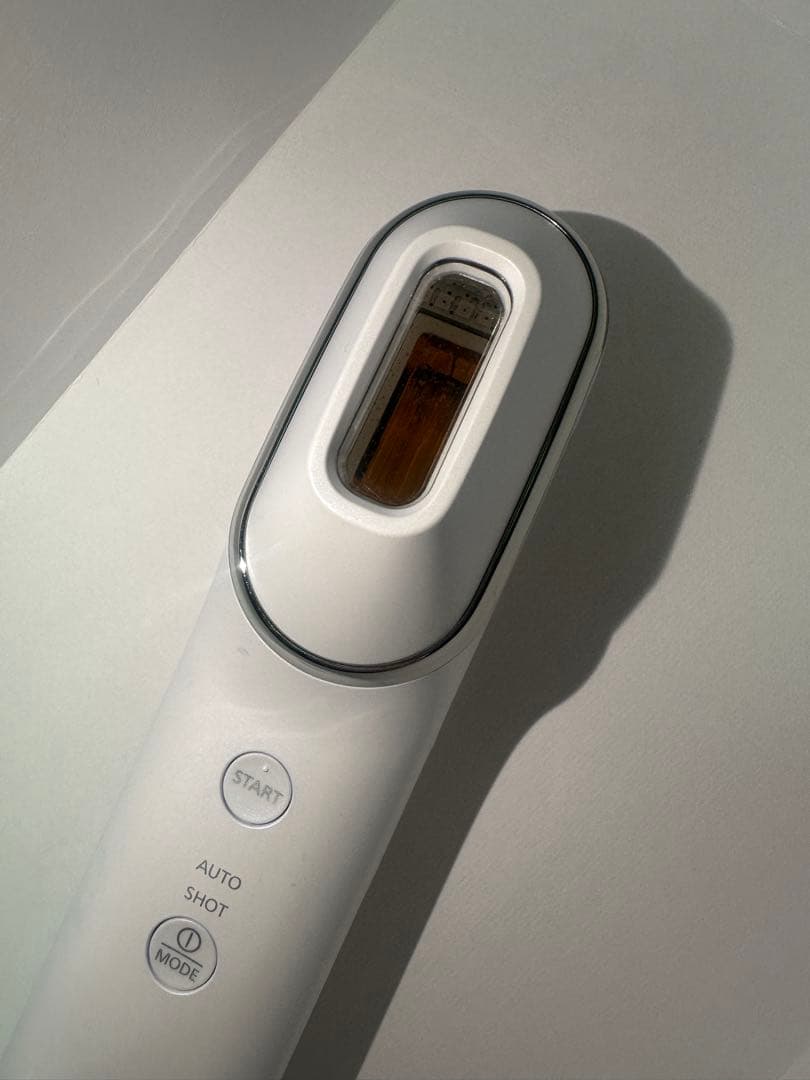 Panasonic 光美顔器 フォトブライトショット　EH-SL85