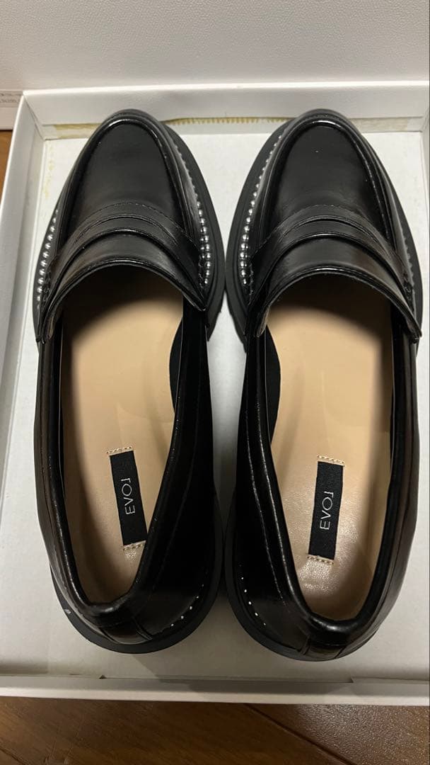 値下げ未使用EVOL スタッズトラックソールローファー２４cm