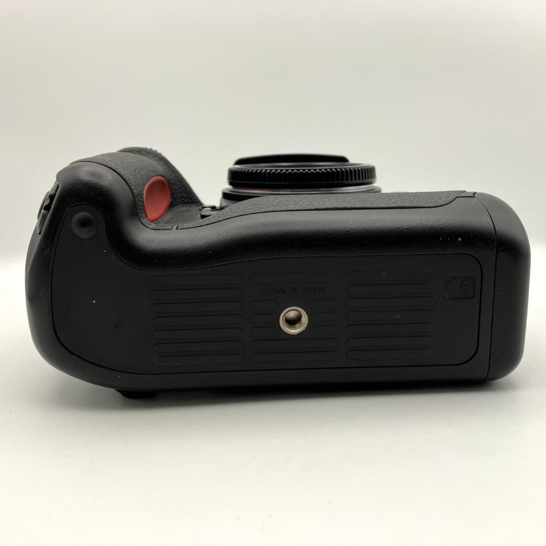 Nikon F5 一眼レフ フィルムカメラ 動作確認済 Fマウント 人気モデル