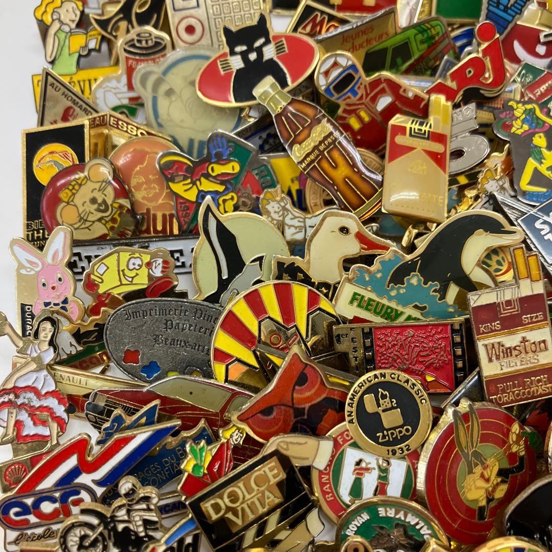 フランス雑貨★ピンバッジ大量200個セット★タバコ　コカコーラ　ジッポライター