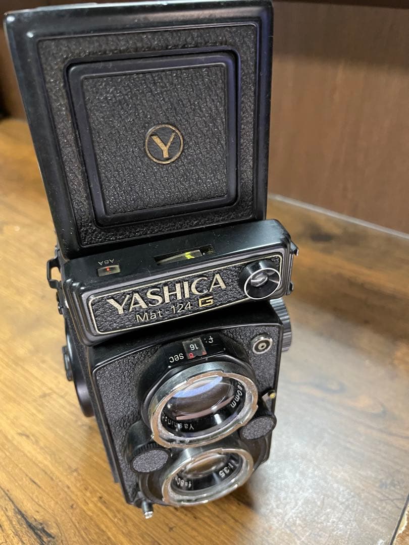 Yashica Mat-124 G 二眼レフカメラ