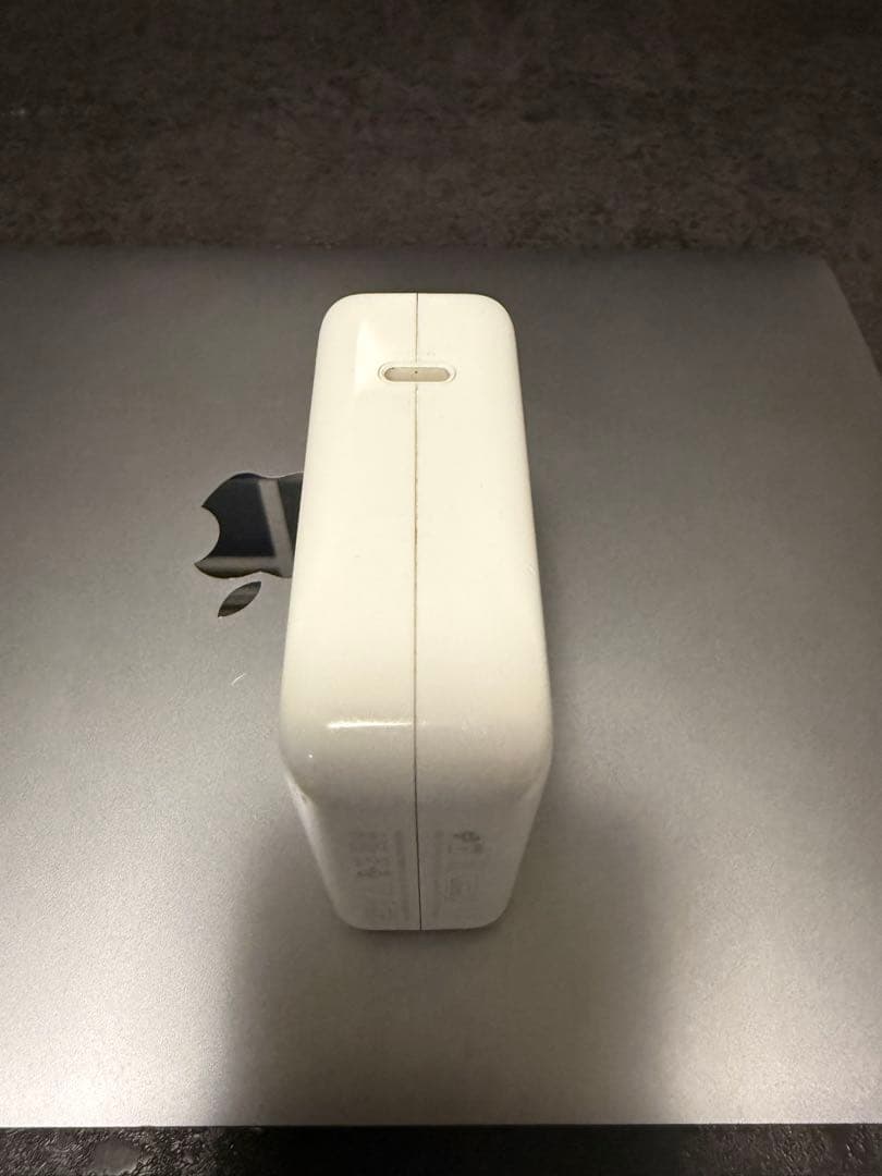 MacBook Pro 13インチ　2020 M1 メモリ8GB スペースグレー