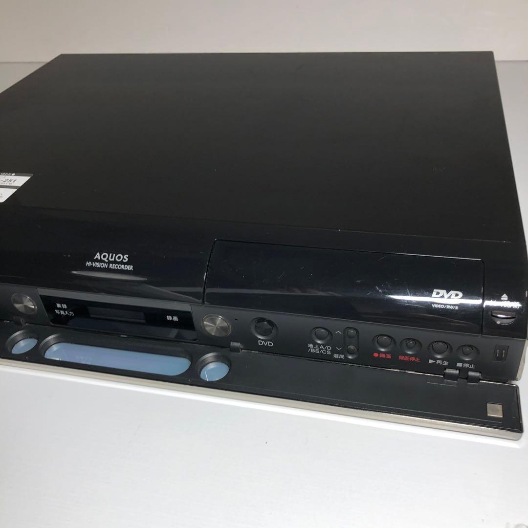 D141 SHARP AQUOS DVDレコーダー DV-ACW52