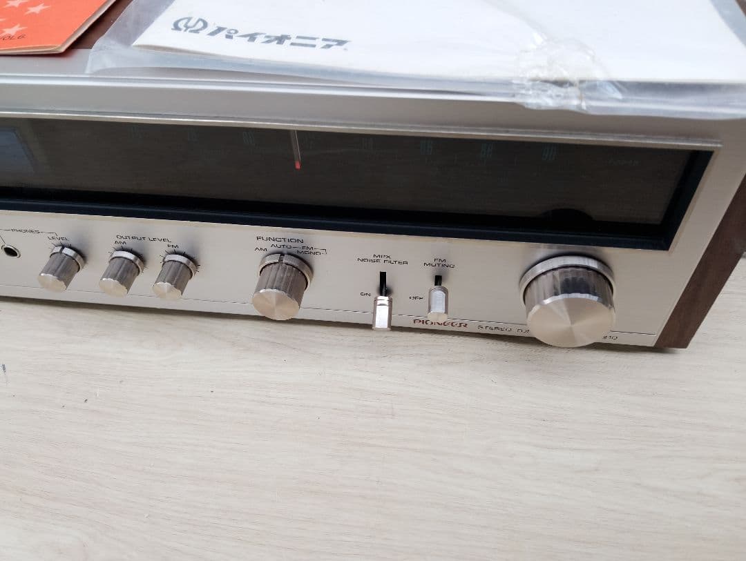 パイオニ　ステレオ　チューナーTX-810新品未使用(よ30)